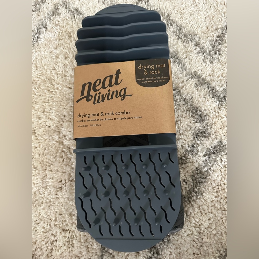 Neat Living Dish Drying Rack And Mat 
New In Package